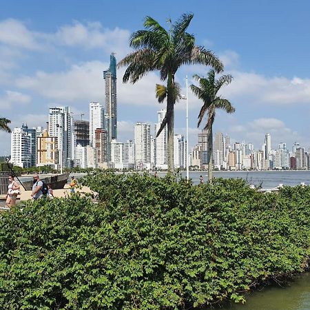 Lindo Apto, 100Metros Da Praia, Na Av Brasil Com A Av Central Melhor Localizacao Apartment Balneario Camboriu Exterior photo